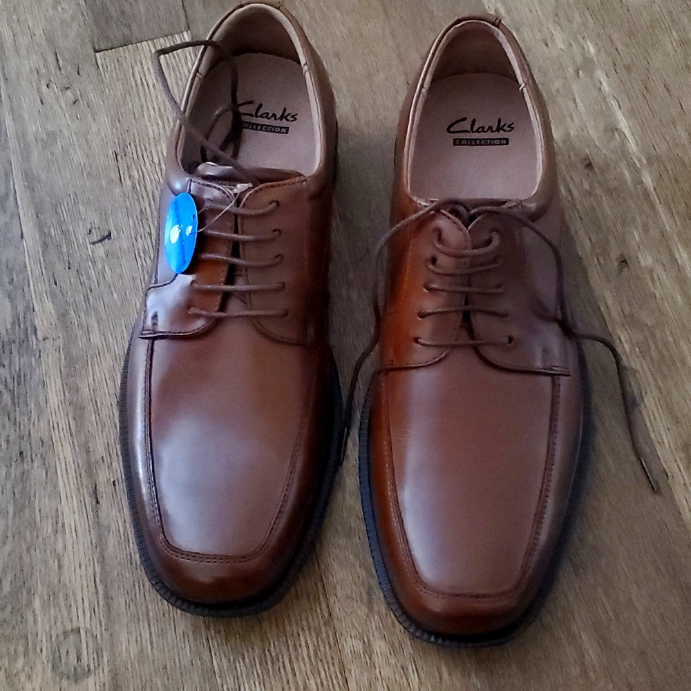 Clarks Dixan Walk Cognac Waterproof Shoes